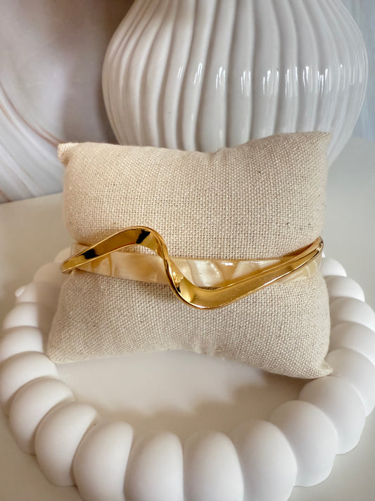 Wave Bangle