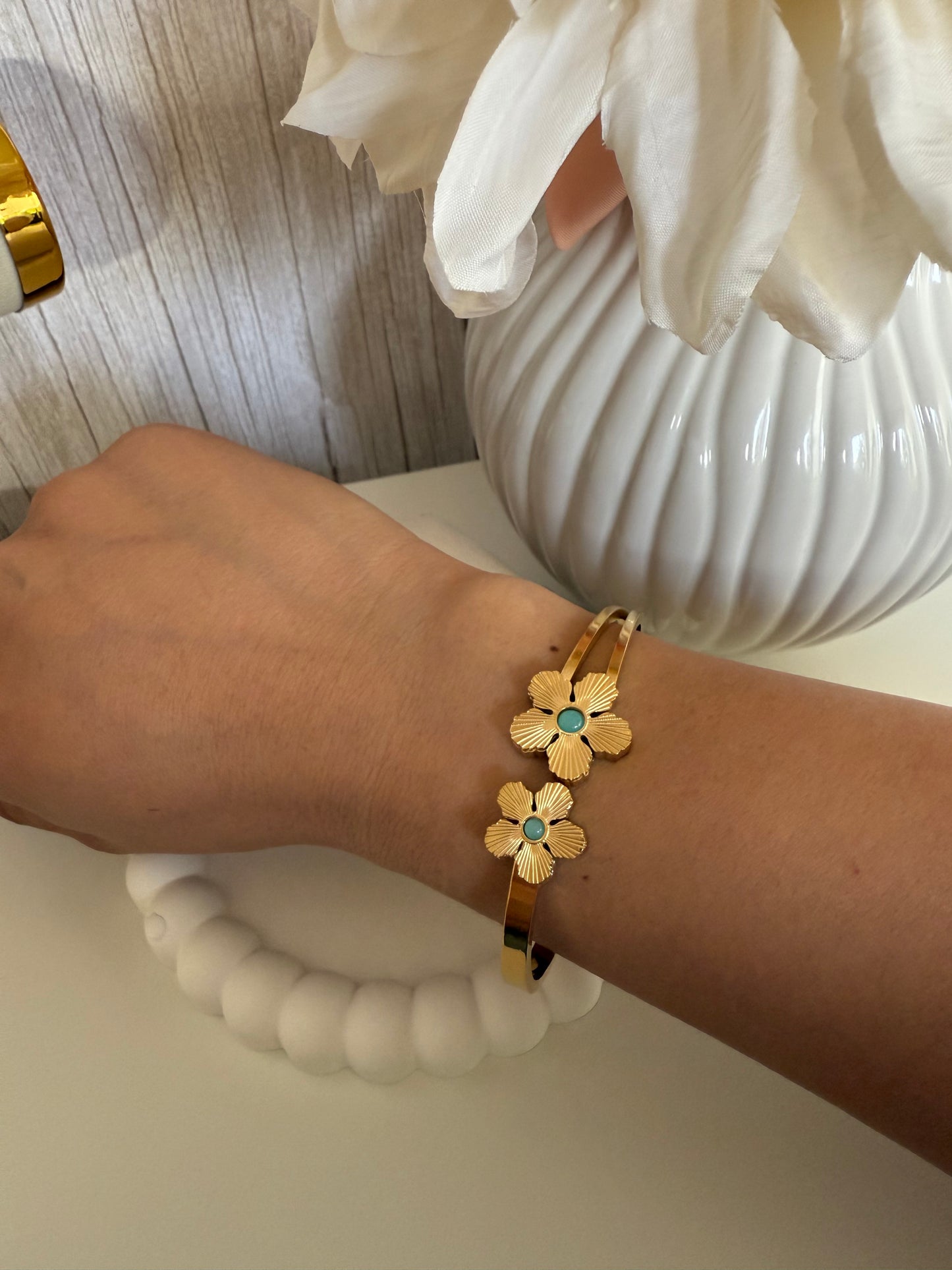 Golden flowers with turquoise Bangle