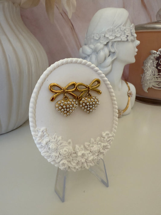 Love in Pearls Earrings