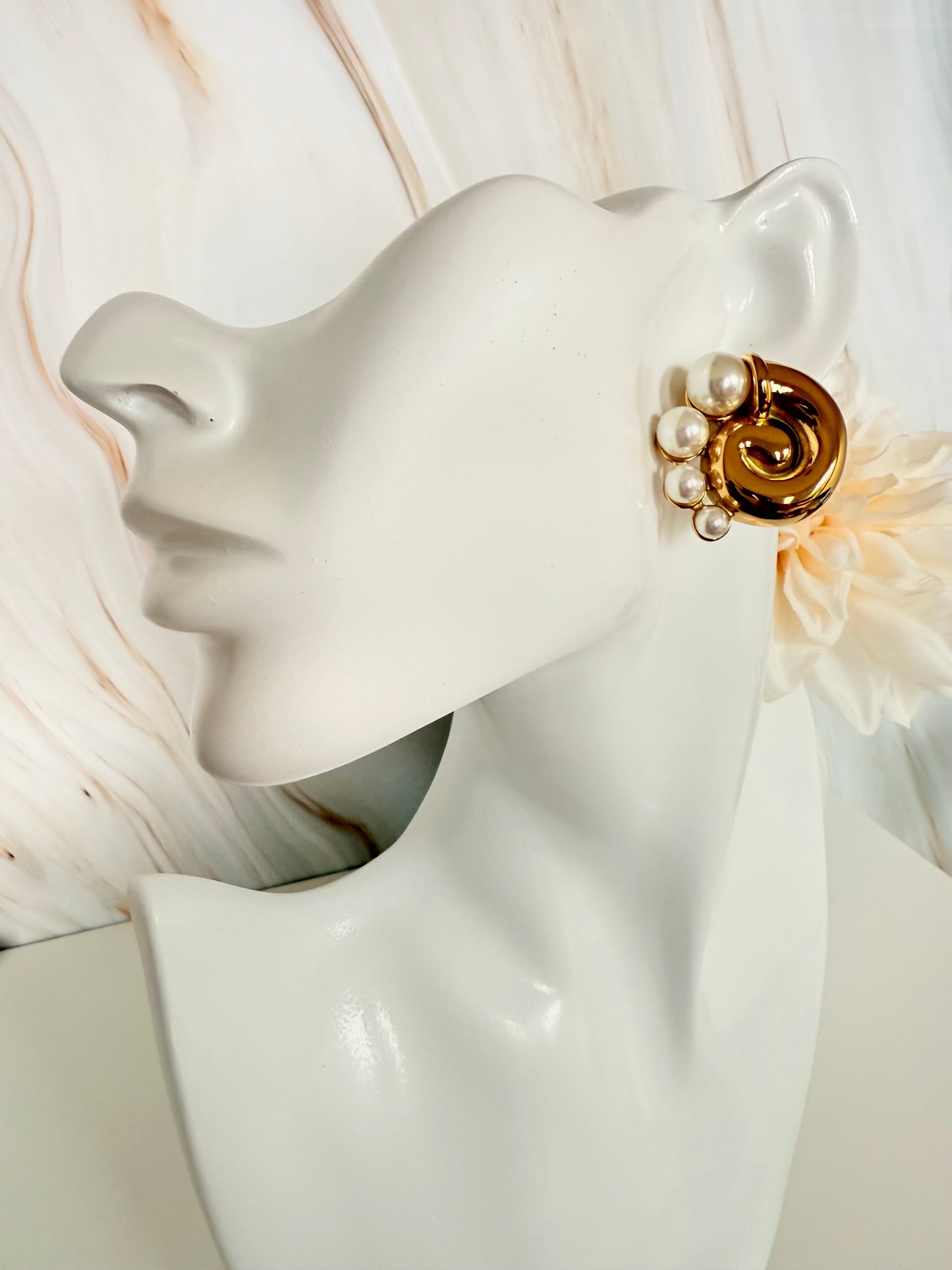 Velvet Glow Earrings